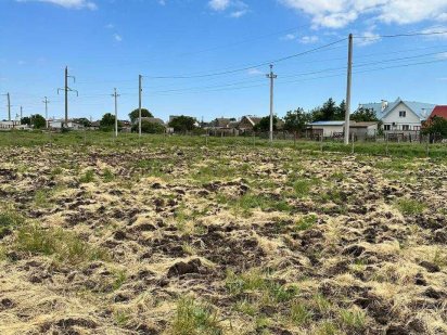 Участок Молодежное ул. Зоряна (ближайшая к селу)