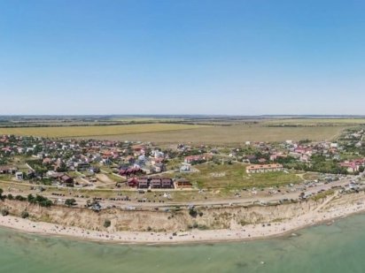 Продаж земельної ділянки. Перша берегова лінія