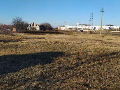 Земельна ділянка під забудову Карловка