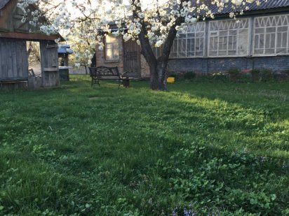 Пордам земельну ділянку в с. Мачухи Мачухи