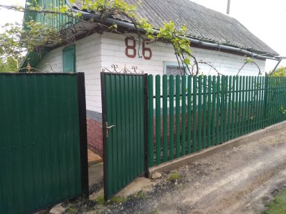 Продам дачну ділянку в затишному місті. За коліями. За мостом. Вараш