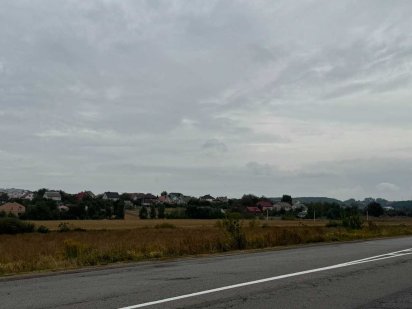 Ділянка 1,2 га під комерцію понад трасою Колоденка