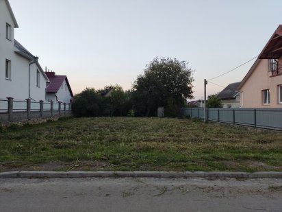 Продам земельну ділянку під забудову