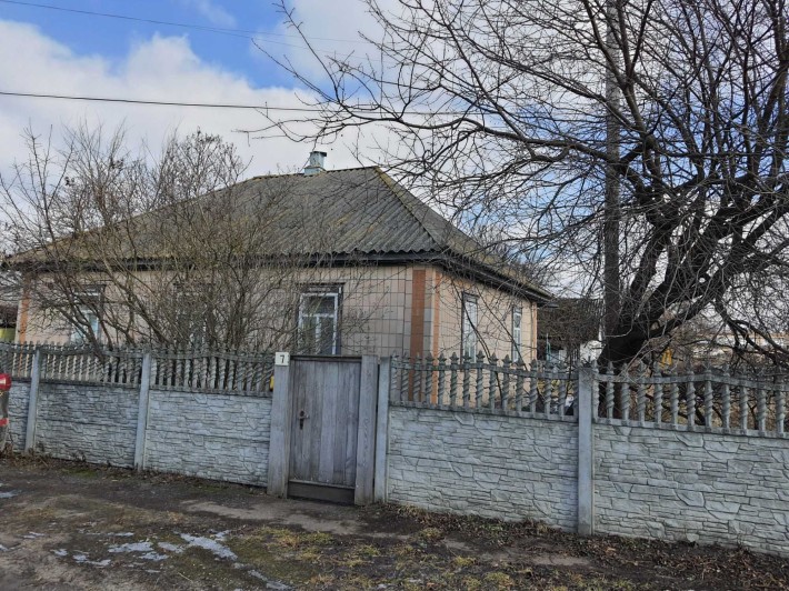 Продам будинок в м.Ічня - фото 1