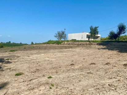 Продам земельну ділянку 12сот під будівництво по  вул.Чеська (Омеляна) Большая Емельяна