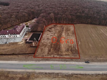 Продам ділянку під комерцію Чертков