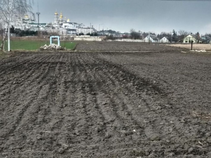 Продажа участка в городе Почаев,Тернопольской обл. - фото 1