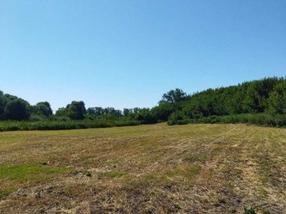 продам земельну ділянку Бабаї