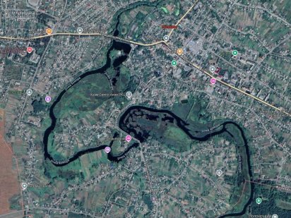 Продаж ділянки з магазином Полонное