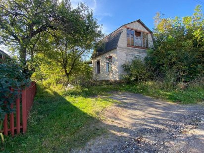 Продаж ділянки з садовим будинком Давыдковцы