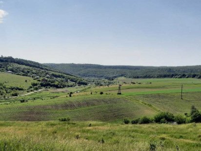 Продам земельну ділянку Сатанов