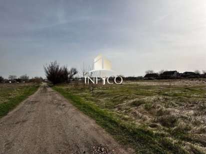 Продаж земельної ділянки в с. Руська Поляна