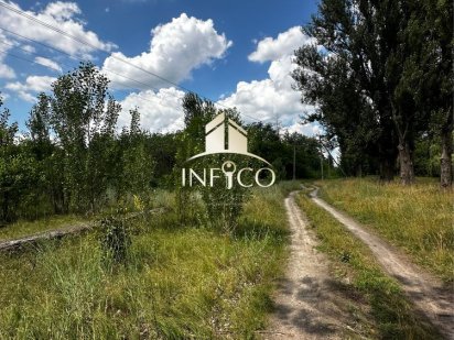 Продаж земельної ділянки під ЖБ з правом власності