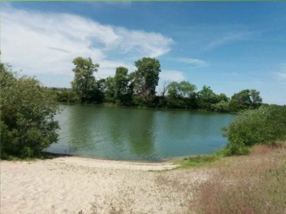 С. Крехаiв, дiлянка з приватним пляжем на рiчцi Любич, 10,65 соток. Крехаев