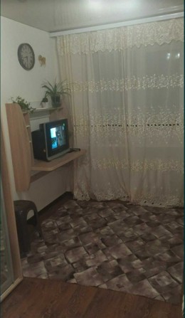 Продам комнату в коммуне - фото 1