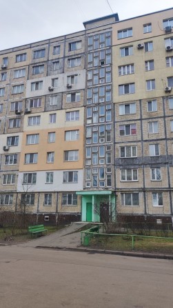 Продаж половини двокімнатної квартири біля набережної Березняки - фото 1