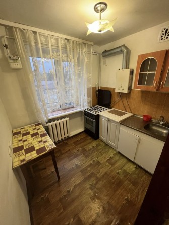 Продам 3-х кімнатну квартиру - фото 1