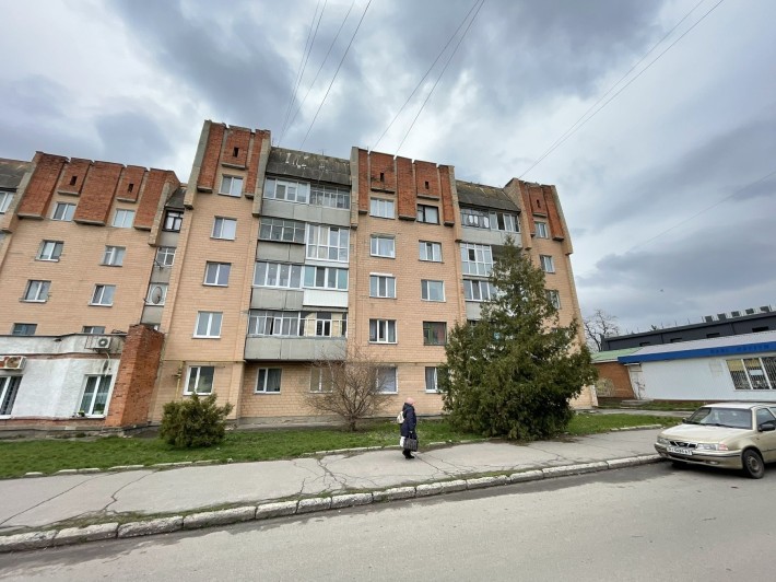 Продам 3 кімнатну квартиру - фото 1