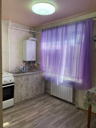 Продам 1 комнатную  квартиру - фото 1