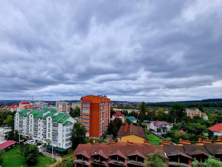 Квартира в гарному районі! - фото 1