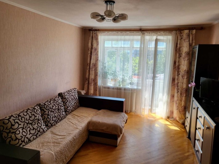 Продаж 3-ох кімнатної квартири - фото 1