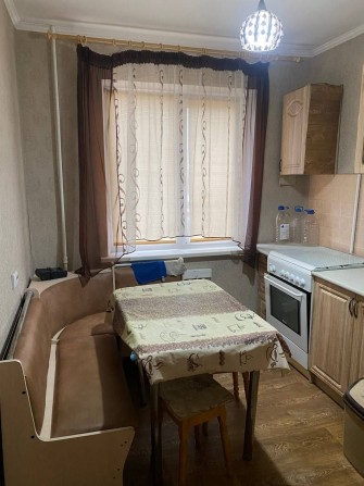 Продам квартиру 2кімнатну пр-т.Св.Кирила та Мефодія 9/9, 52м2 - фото 1