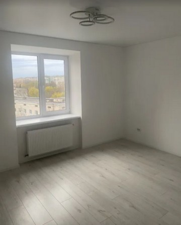 Продаж 2к квартири 67 кв. м на вул. Корольова - фото 1