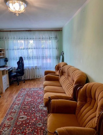 Продам 2к квартиру в центрі - фото 1