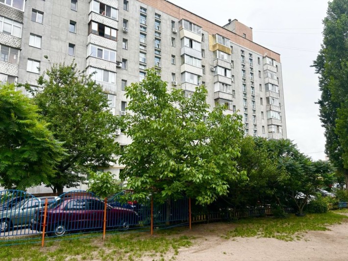 Продаж квартири, повноцінна,  цегляний будинок - фото 1