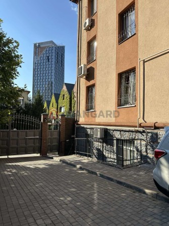 Продам 2к.кв.п.Шевченко (р-н ЖК Амстердам).Закрытый двор 47999$ - фото 1