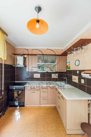 Продаж 3 кімн. квартири за адресою Підлісна 6. метро Академістечко - фото 1