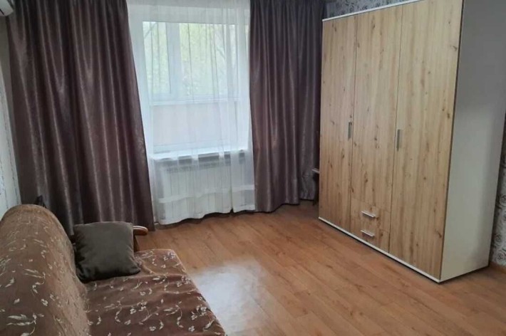 Продам 1 комн. район пр. Поля. 3 этаж 40м2 РЕМОНТ, мебель, техника - фото 1