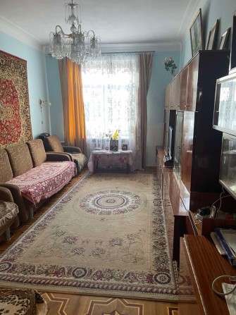 Продам 2к квартиру в центрі - фото 1