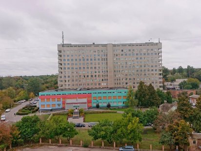 Здам однокімнатну на Стуса (Славіна).Критий Ринок.