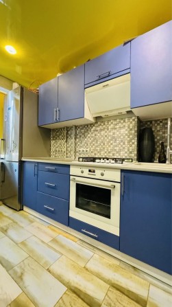 Продам 2к.кв. Проспект Центральний-5 Слобідська Ремонт - фото 1