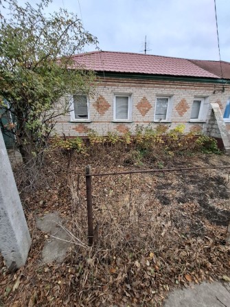 Продам 1/2 дома, ул. Гулака-Артемовского, жовтн.р-н, (ост. Лазо). - фото 1