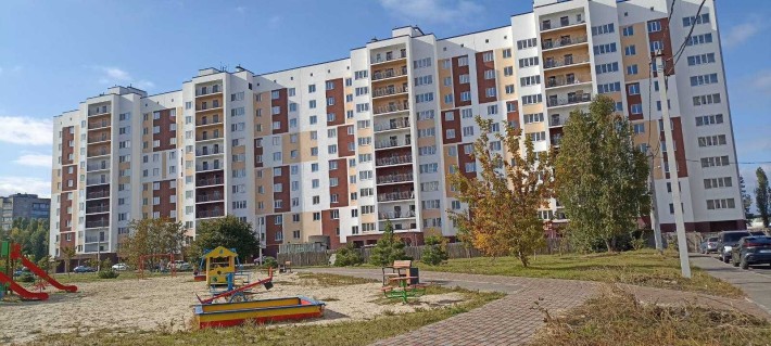 Продаж двокімнатної квартири, цікаве планування! - фото 1