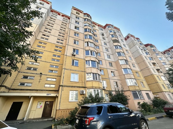 Продаж 2-3х кімнатної квартири Бориспіль  центр Київ  20км - фото 1