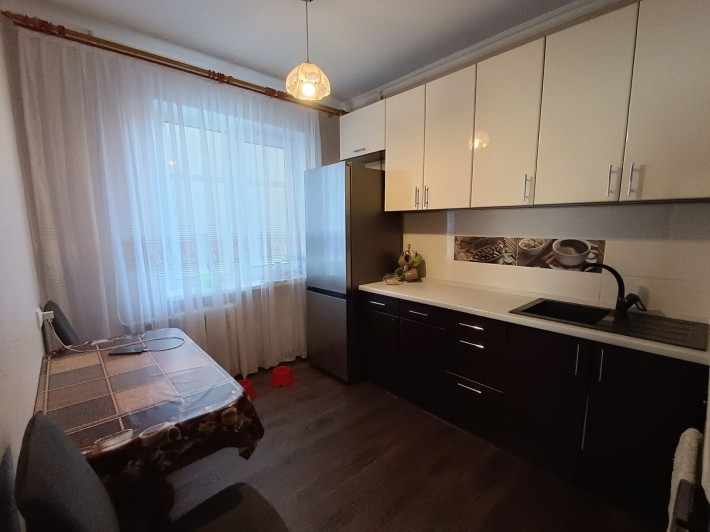 Продаж 3 кімн.кв. в ремонті + меблі - фото 1