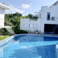 Елітний будинок подобово Київ