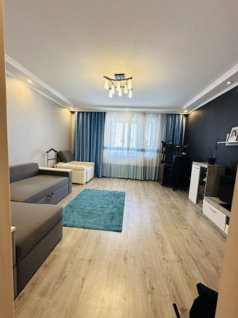 Продам квартиру З РЕМОНТОМ 95 кв.м. Центр Бучі. - фото 1