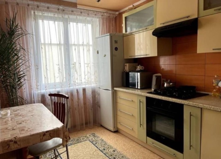 Продаж 3х кімнатну квартиру - фото 1