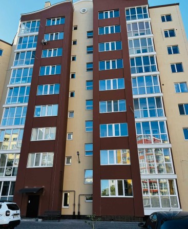 Продам 3-х кімнатну квартиру в Центрі. - фото 1