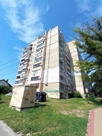 Продам 1-к квартиру. Севериновская 9 - фото 1