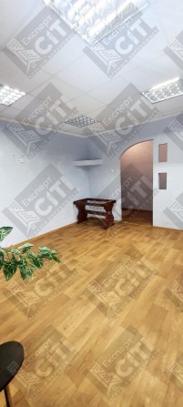 Продам 1-кімн квартиру, 17 квартал, під Бізнес!!! - фото 1