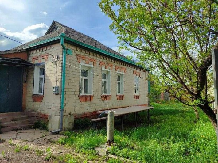 Продам міцний будинок з газом в Дергачах р-н стадіону - фото 1