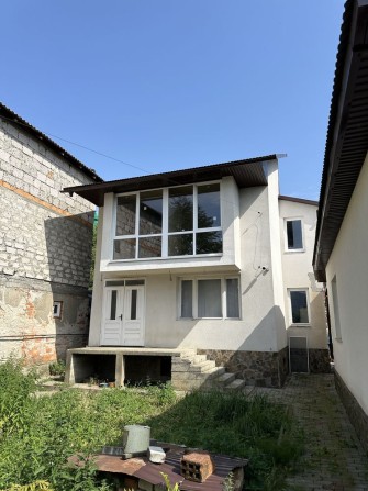 Продаж будинку 260 м² - фото 1