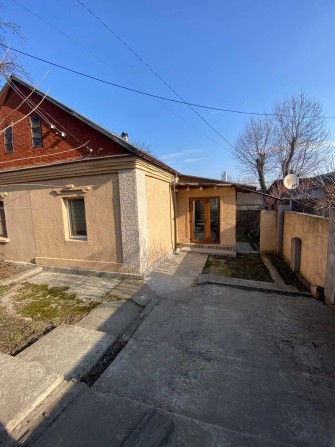 Продам пів будинку з хорошим ремонтом, терміново ID32891 - фото 1