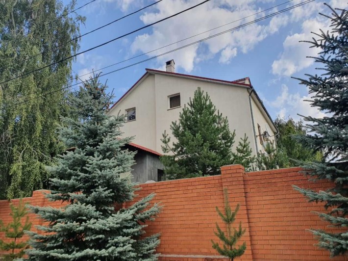 Продам дом  в Новоалександровке на закрытой территории п.Кристальный - фото 1