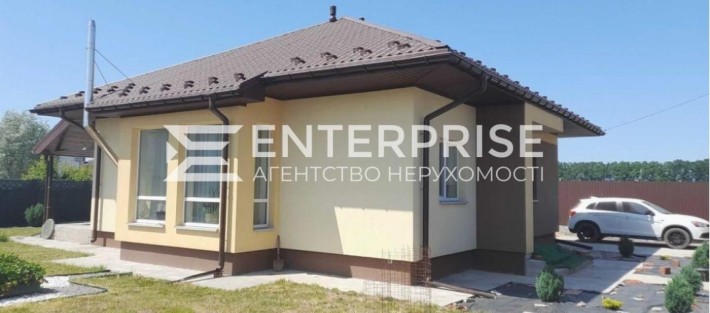 Продажа дома с ремонтом в селе Гатное - фото 1